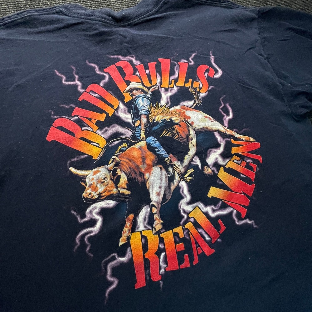 Gildan Rodeo T-Shirt Mens XL Bad Bulls Real Men Graphic Tee Western Cowboy Bar
